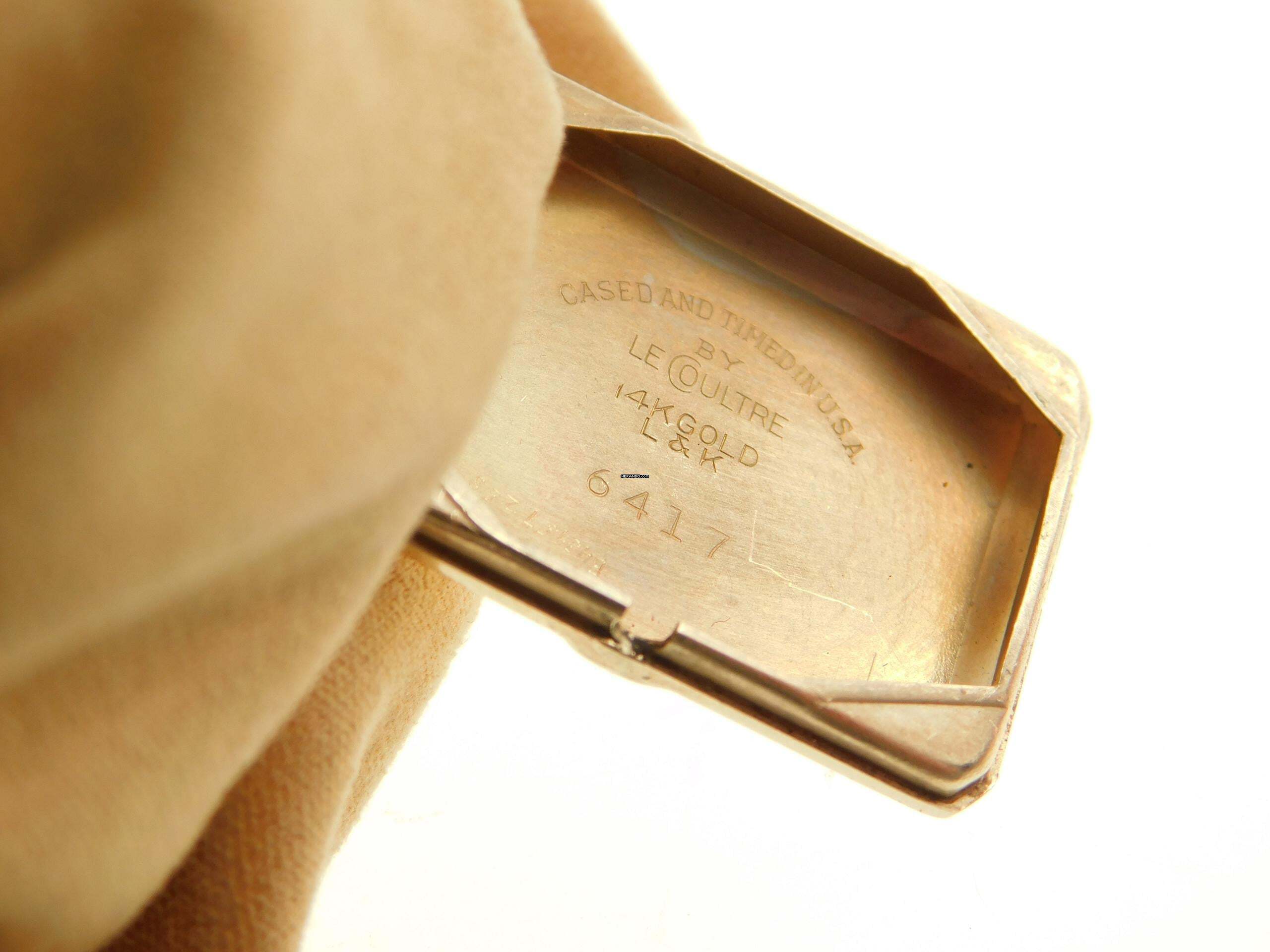 Thumbnail von Jaeger-LeCoultre Classic Le Coultre Tank - Rare Vintage 14K Gelbgold Kaliber 438/4 C W frühe Le Coultre Herrenuhr massiv Gelbgold