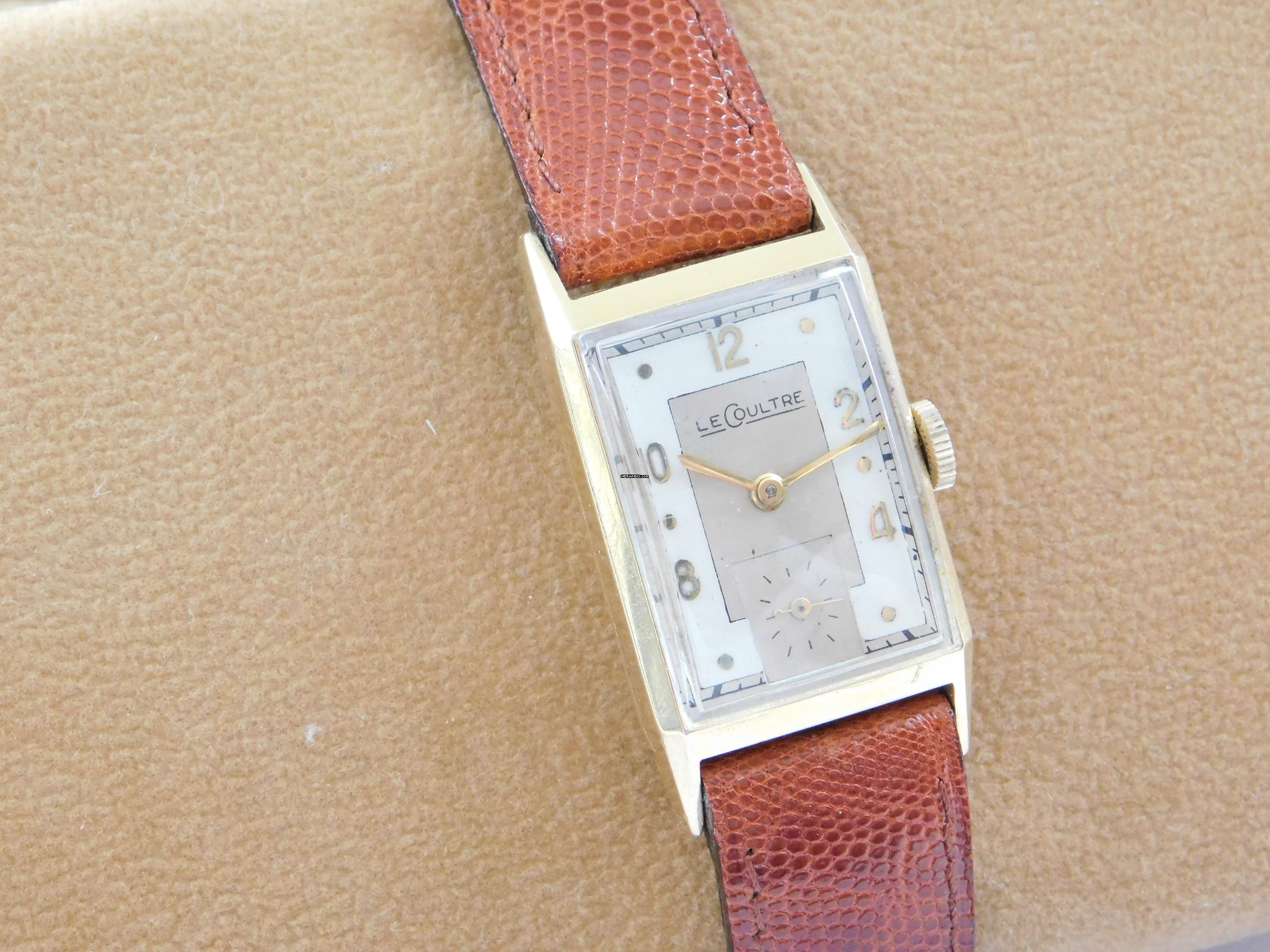 Thumbnail von Jaeger-LeCoultre Classic Le Coultre Tank - Rare Vintage 14K Gelbgold Kaliber 438/4 C W frühe Le Coultre Herrenuhr massiv Gelbgold