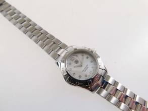 Thumbnail von TAG Heuer Aquaracer Lady パールマットダイヤル、良好な状態、新しいTAG Heuerのサービス付き、29mmレディース、完璧な状態、フルバンド