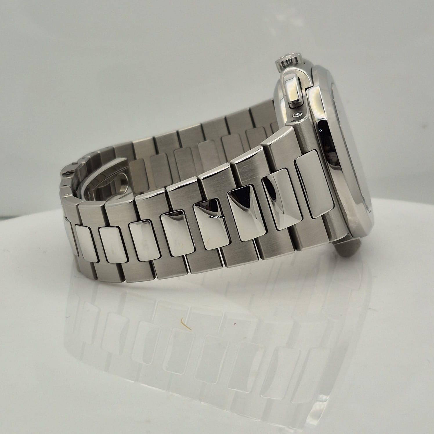 Thumbnail von Patek Philippe Nautilus Travel Time Flyback Chronograph 40,5 mm Komplett