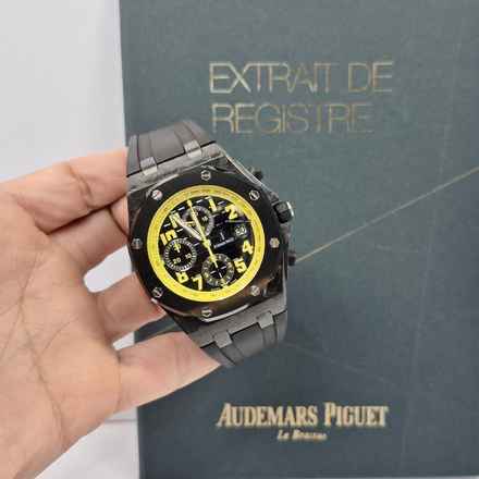 Audemars Piguet Royal Oak Offshore Chronograph Bumble Bee Carbon & Ceramic 42mm Автоматический Полностью