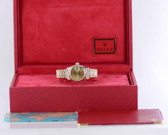 Rolex Lady-Datejust 18K geelgoud Champagner wijzerplaat 26mm Lady Presidentband klassieker