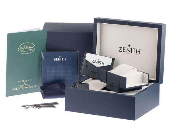 Zenith Pilot Big Date Flyback Ref.03.4000.3652/21.I001 2026 Tam Set Kullanılmamış Pilot Big Date Flyback Kauçuk Katlanır Klips