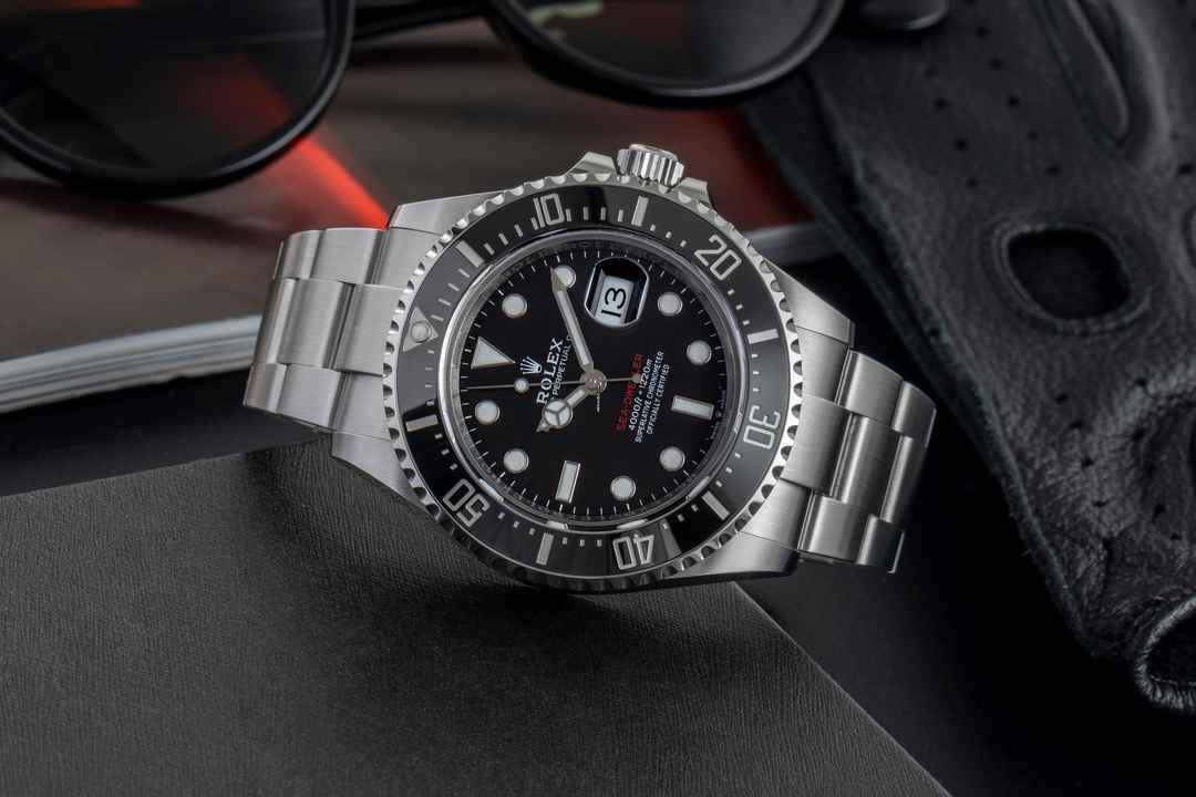 Reloj de caballero Rolex Sea-Dweller Single Red de acero inoxidable, referencia 126600 B&P 2019