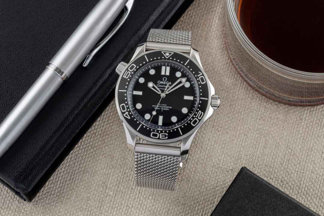 Omega Seamaster Diver 300 M Çelik Otomatik Ref. 210.30.42.20.01.010 B&P 2025