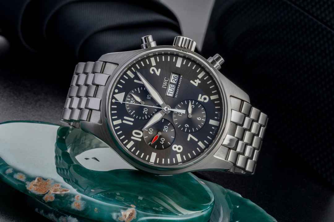 IWC pilotní hodinky Spitfire Chronograph Pilot Spitfire Chronograph Automatické ocelové pánské hodinky IW377719 dokumenty 2016