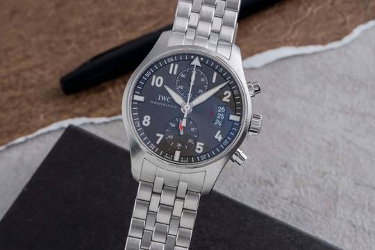 IWC Fliegeruhr Spitfire Chronograph Stahl Automatik Ref. IW387804 Papiere