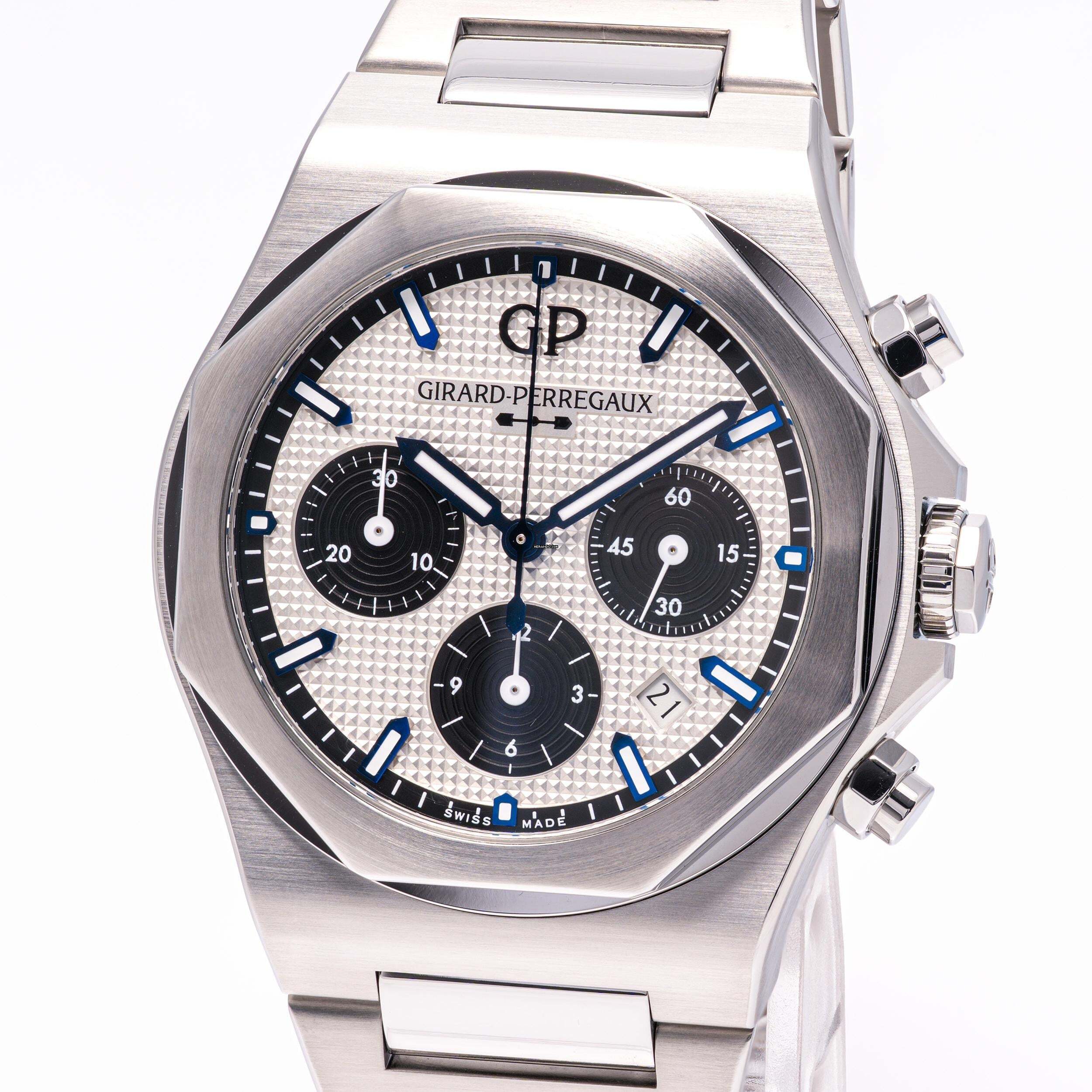Girard Perregaux Laureato Chrono 42mm Blanc – 81020-11-131-11A – comme NEUF – 10/2022 Ensemble complet