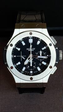 Hublot Big Bang 44 mm vynikající stav, krabice a dokumenty, 2015