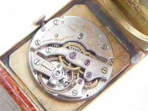 Thumbnail von Vacheron Constantin Classic Vintage 18 Karat Gelbgold RARE KaliberHandaufzug 23 x 37 mm unpolished original condition Rare