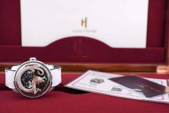 Thumbnail von Lucky Harvey White Dragon - Unworn - Box+Papers - 24 Months Warranty White Dragon 2025