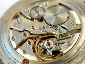 Thumbnail von IWC ruční natahování 33,5 mm ocel Bauhaus design vintage