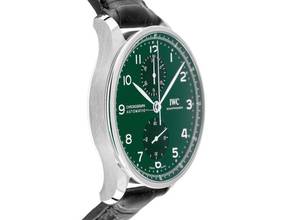 Thumbnail von IWC Portugieser Chronograph Ref.IW371615 2026 Full Set Ungetragen Portugieser Chronograph Green Dial Krokoleder Faltschließe