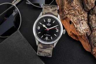 Thumbnail von Montre homme automatique Tudor Heritage Ranger en acier inoxydable, réf. 79910, classique