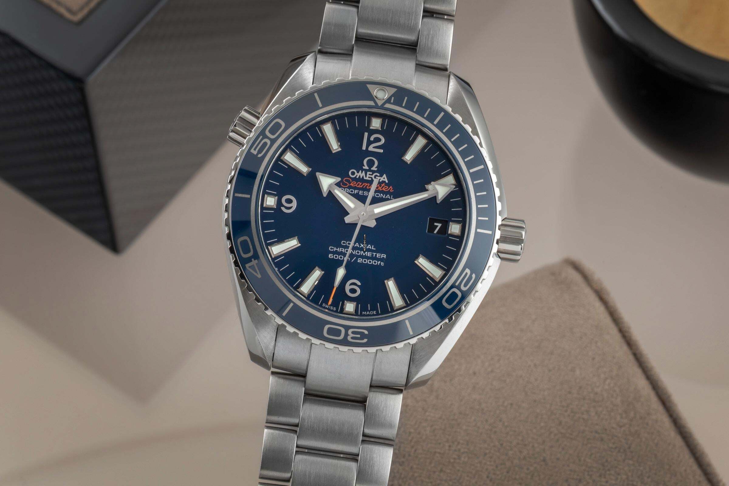 Omega Seamaster Planet Ocean Titan Automatik Herrenuhr Ref. 232.90.42.21.03.001