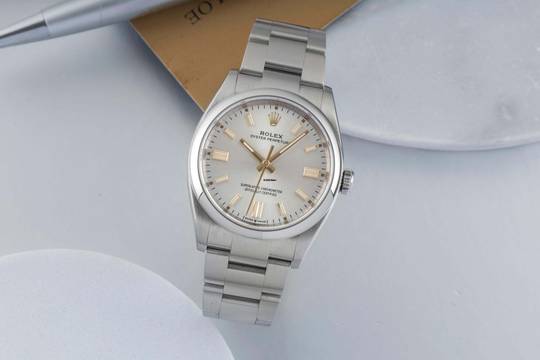 Rolex Oyster Perpetual 36 Gümüş Kadran Çelik Otomatik Ref. 126000 B&P 2021