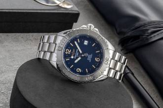 Thumbnail von Montre homme Breitling Shark 300m à quartz en acier réf. A58605