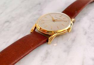 Thumbnail von IWC Vintage Solid Gold 18ct Teardrop Lugs Serviced 36mm