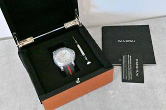 Thumbnail von Panerai Luminor Luna Rossa QuarantaQuattro Luna Rossa PAM 1342 White Dial