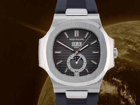 Patek Philippe Nautilus 5726a-001 Like New 2010 - Full Set