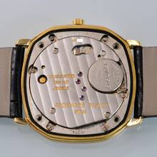 Thumbnail von Audemars Piguet Octagonal classic date champagne dial quartz yellow gold 18KT