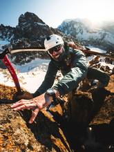 Thumbnail von Alpina Alpiner AL-140W3AE6 Herrenuhr Alpiner Extreme Solarmetre 38mm 10ATM