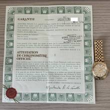 Thumbnail von Rolex Oyster Perpetual Date 1503/8 Soleil silver dial yellow gold 18KT Full Set TOP Condition