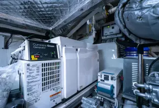 Thumbnail von Pershing 8X