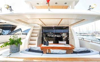 Thumbnail von Uniesse Fly 72 (2002) - Diesel