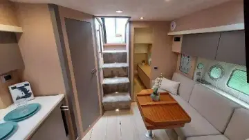 Thumbnail von Cranchi Zaffiro 35 Lying Elsewhere