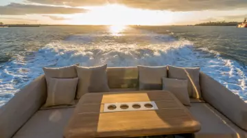 Thumbnail von Fairline Squadron 68