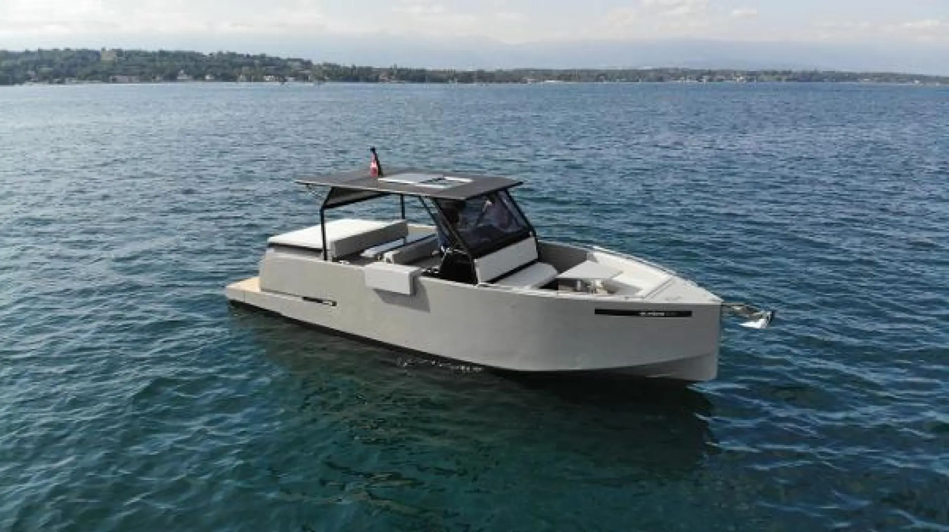 De Antonio Yachts D28 Xplorer