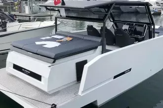 Thumbnail von De Antonio Yachts D28 Xplorer