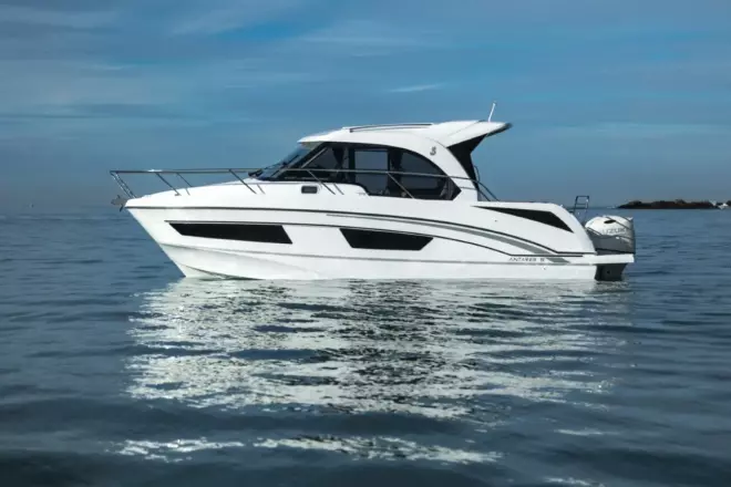 Beneteau Antares 9