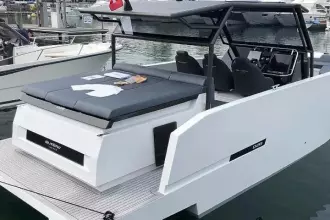 Thumbnail von De Antonio Yachts D28 Xplorer