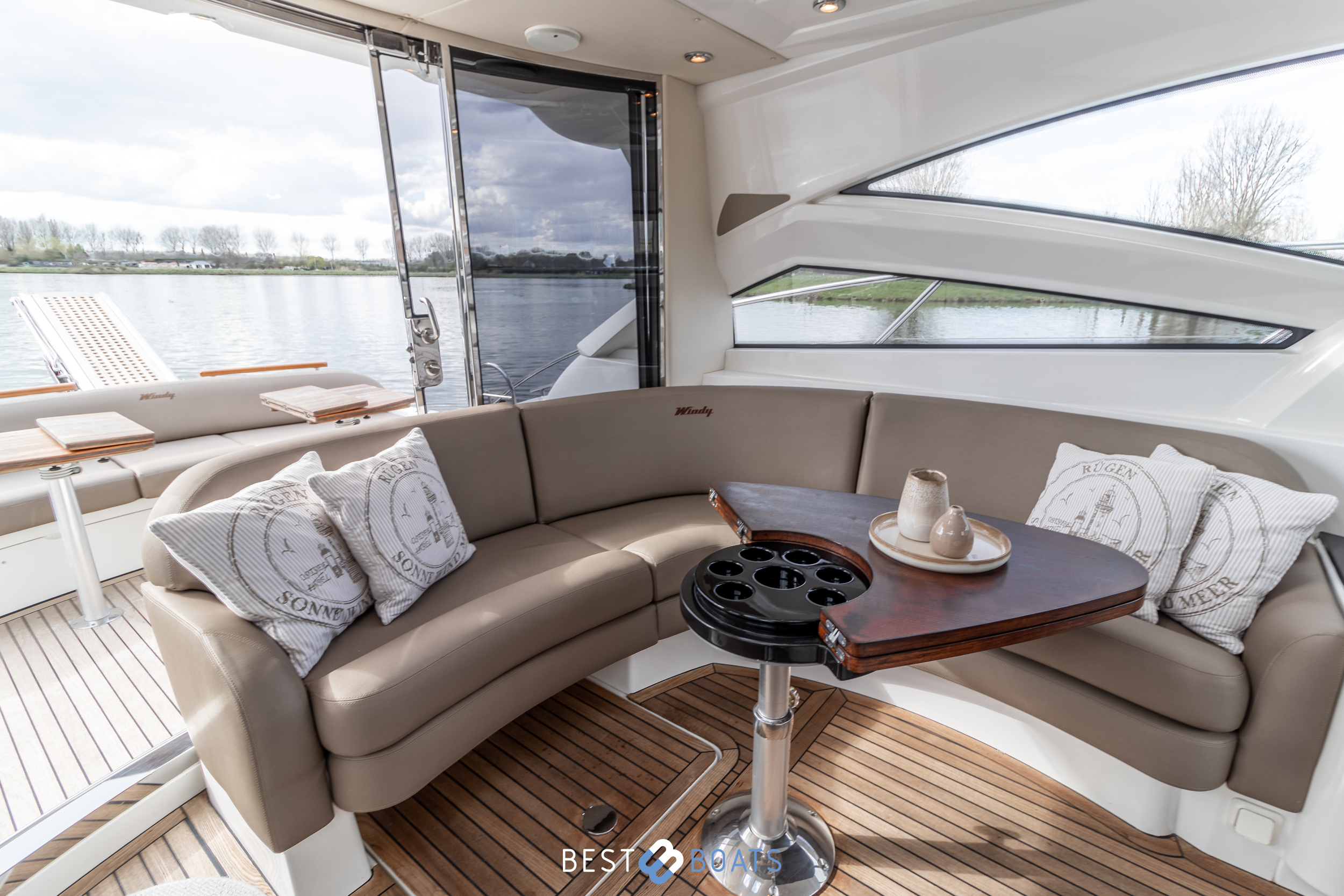 Thumbnail von Windy 48 Triton