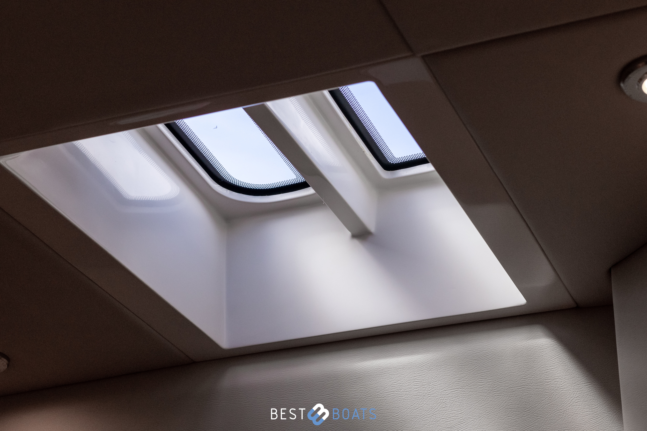 Thumbnail von Windy 48 Triton