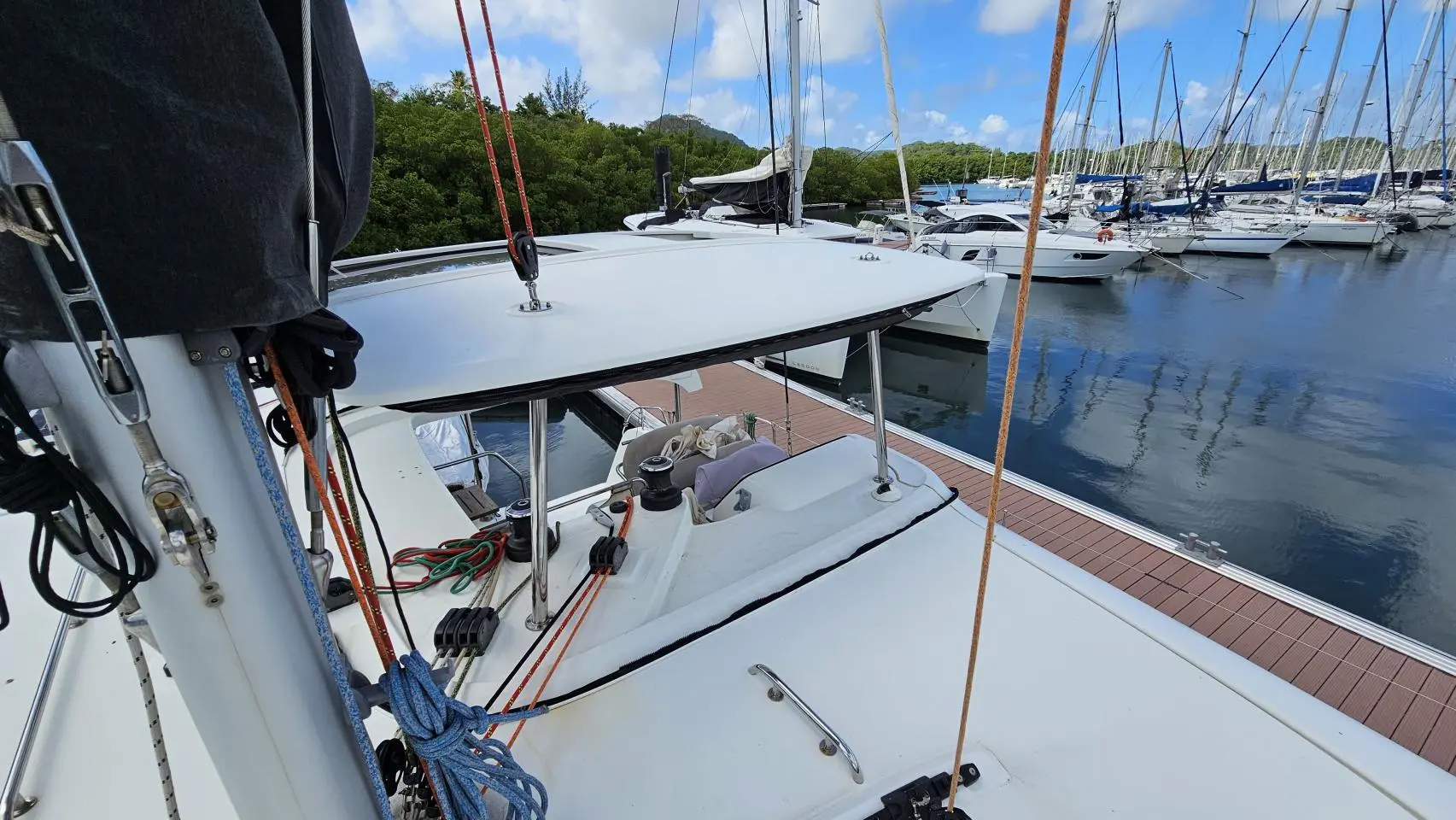 Thumbnail von Lagoon 42 RE MONDE