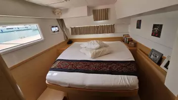 Thumbnail von Lagoon 42 RE MONDE