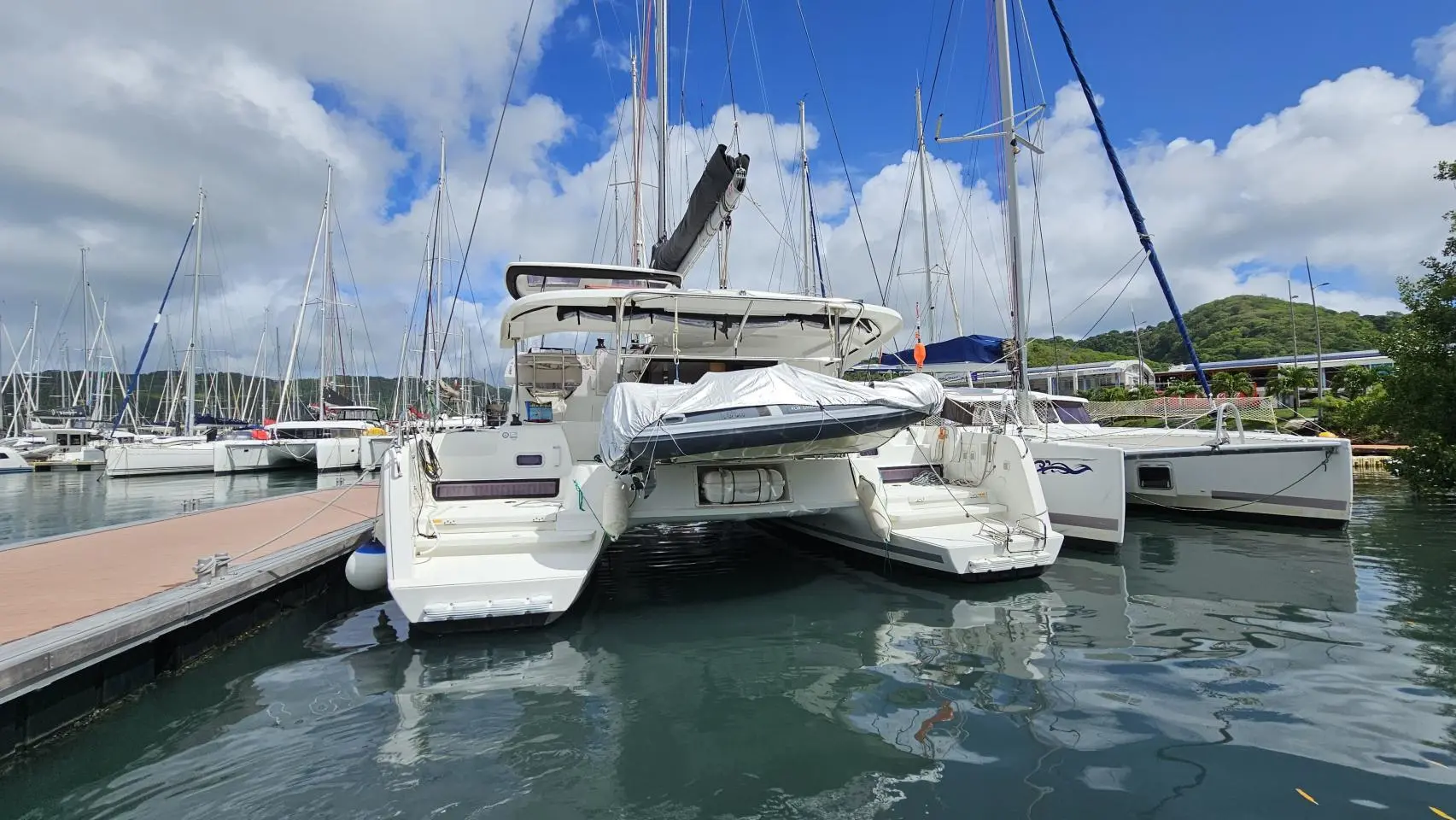 Thumbnail von Lagoon 42 RE MONDE