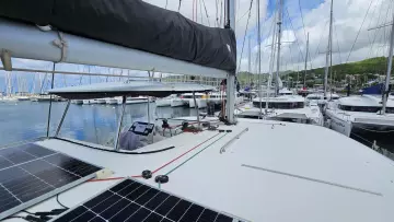 Thumbnail von Lagoon 42 RE MONDE