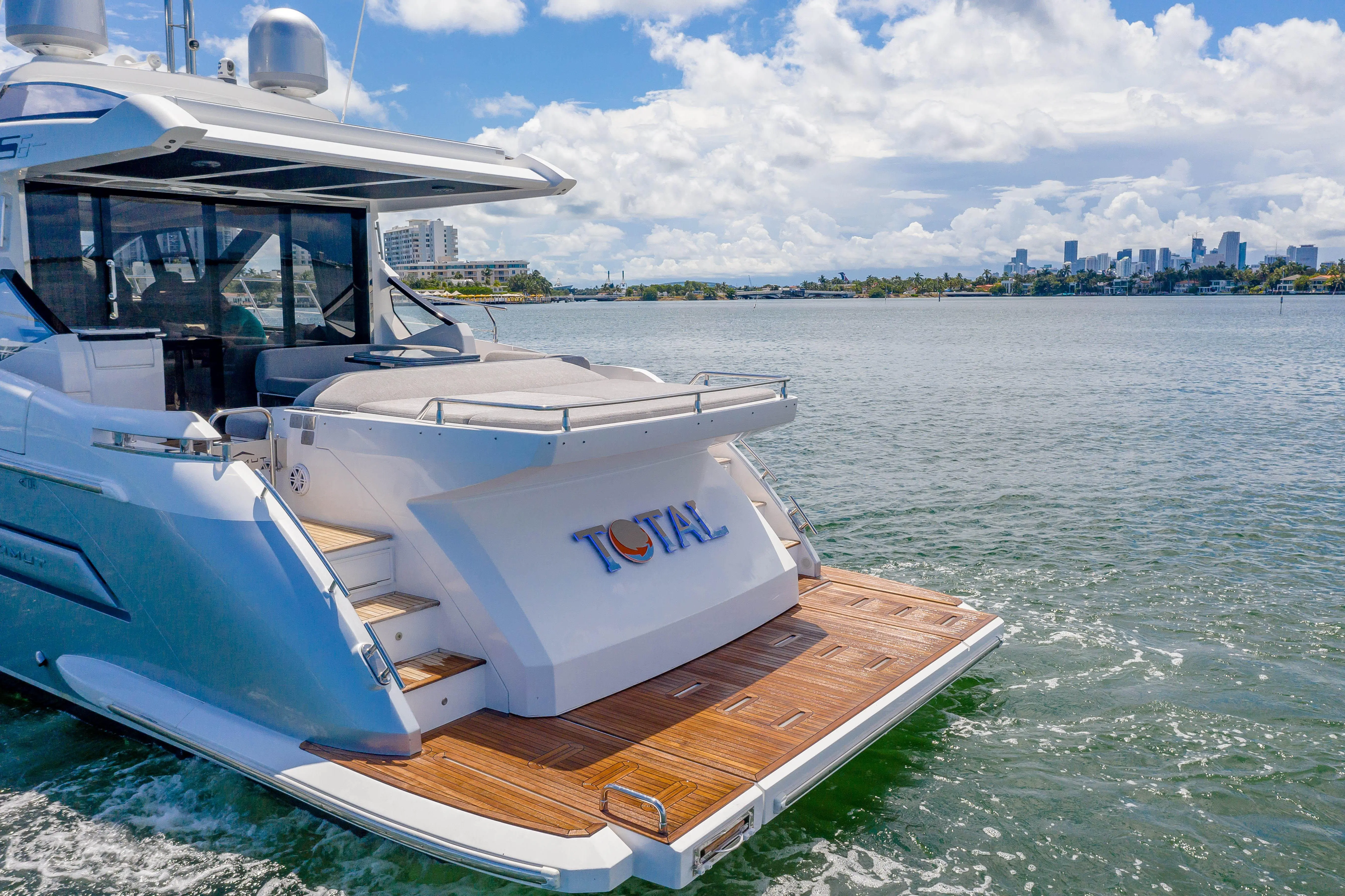 Thumbnail von Azimut 60