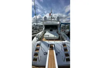 Thumbnail von Mangusta 72