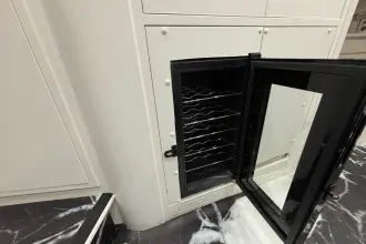 Thumbnail von Mangusta 72