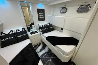 Thumbnail von Mangusta 72