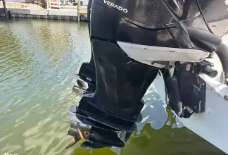 Thumbnail von Boston Whaler 320 Outrage