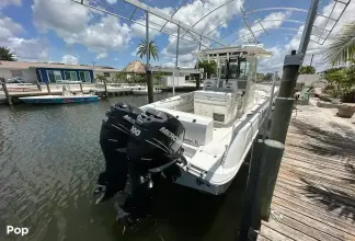 Thumbnail von Boston Whaler 320 Outrage