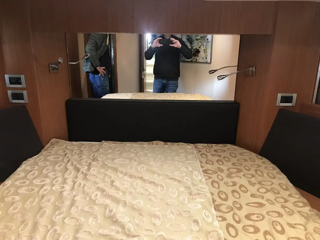 Thumbnail von Ferretti Yachts 592