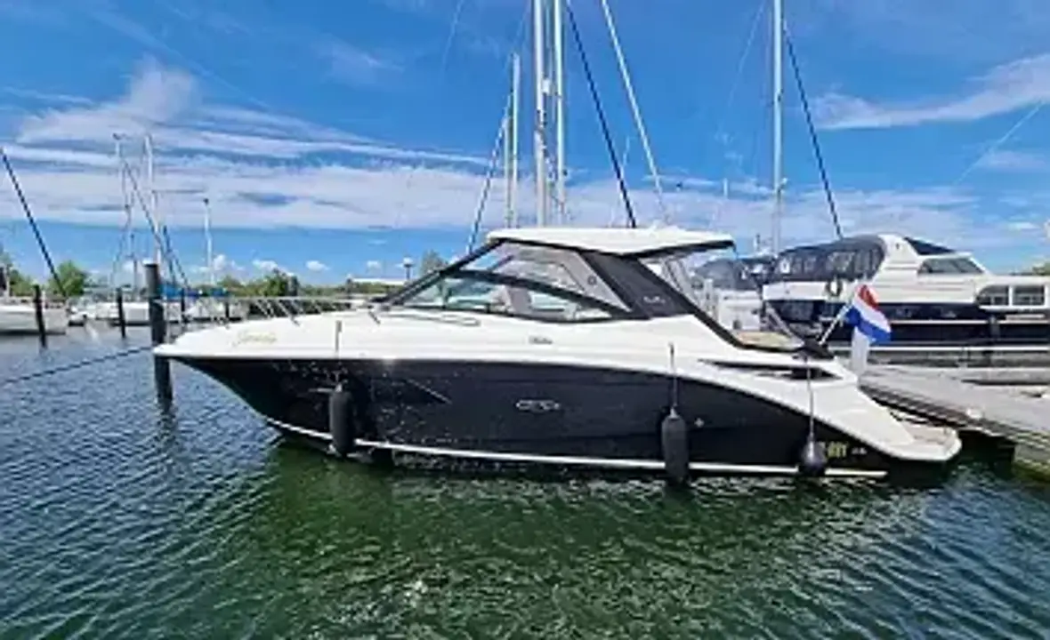 Sea Ray 320 Sundancer 