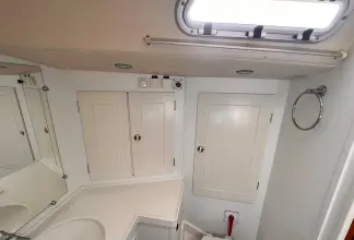 Thumbnail von Hallberg-Rassy 62 CONTRARIAN